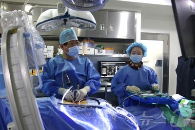 骨を削らず「腰の曲がり」改善…韓国の医師、新手術法を開発