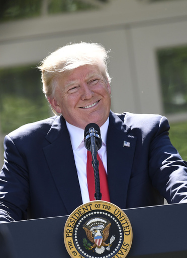 トランプ氏の謎の単語「covfefe」 スウェーデンの企業家が商標権出願