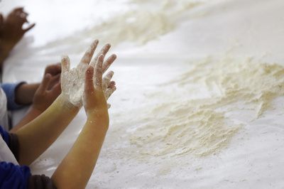 「鼻をほじらないで！」…その理由の一つに肺炎予防、英研究