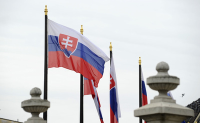 スロバキア、ロシア外交官3人を国外追放 ベルリン殺人事件絡みか