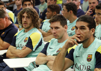 FCバルセロナがビラノバ監督退任を発表、監督と治療の両立が困難に