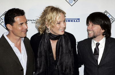 ユマ・サーマンがチャリティ・オークションを開催 - 米国