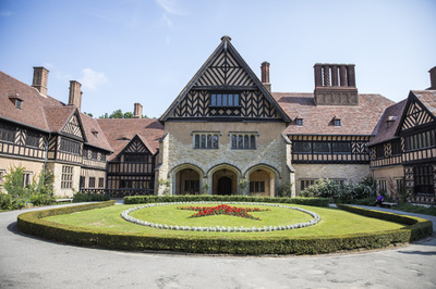 最後のドイツ皇帝の子孫、宮殿や美術品の返還要求 旧ソ連が没収