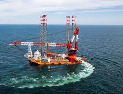 1600トン自動昇降式風力発電プラットフォームが試験航行を完了 中国