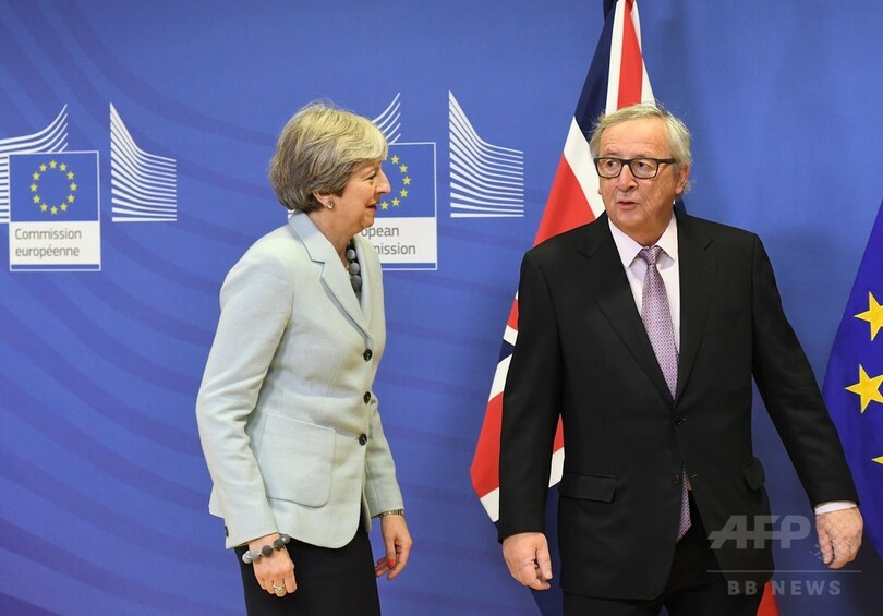 英国とEU、離脱条件で合意 協議は通商問題へ