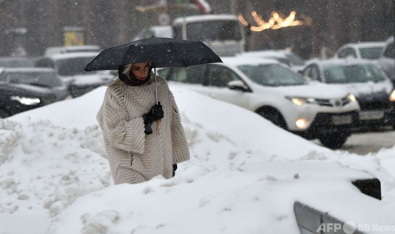 「除雪車で逮捕しに来て」雪かきさせたくて殺人でっち上げ ウクライナ