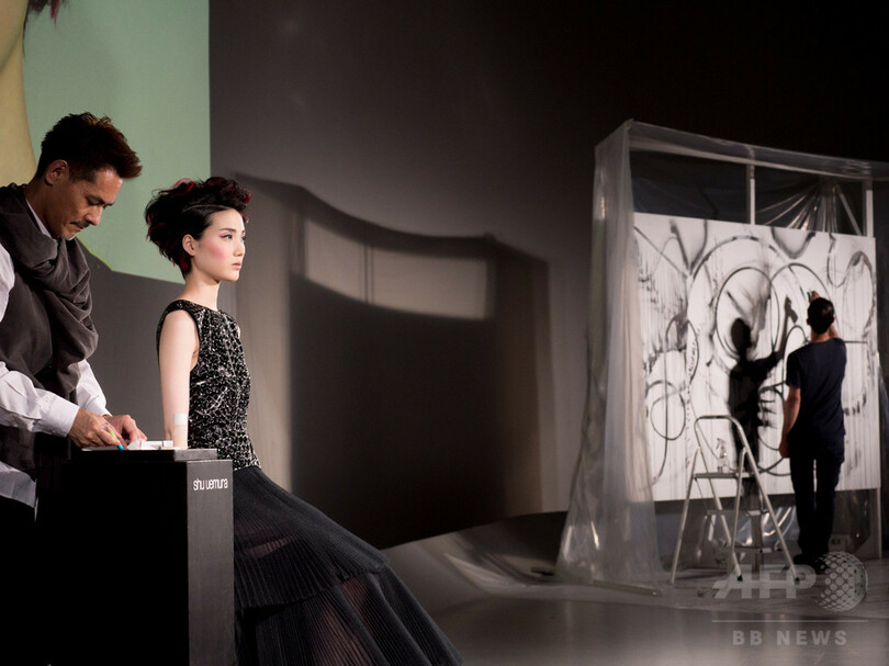 「シュウ ウエムラ」、ストリートアートに影響受けた限定コレクション8月発売