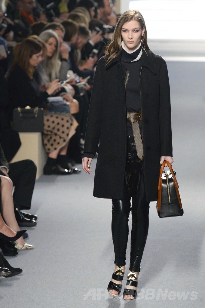 ＜14/15年秋冬パリコレクション＞ルイ・ヴィトン