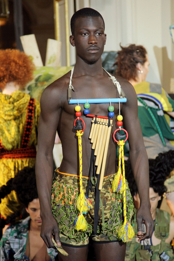 10年春夏パリ・メンズコレクション＞ベルンハルト・ウィルヘルム、新作