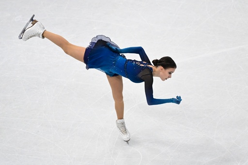 シェルバコワ（フィギュアスケート選手）直筆サイン入り写真 アンナ・シェルバコワ 直筆サイン入り写真 妖精のような可愛らし