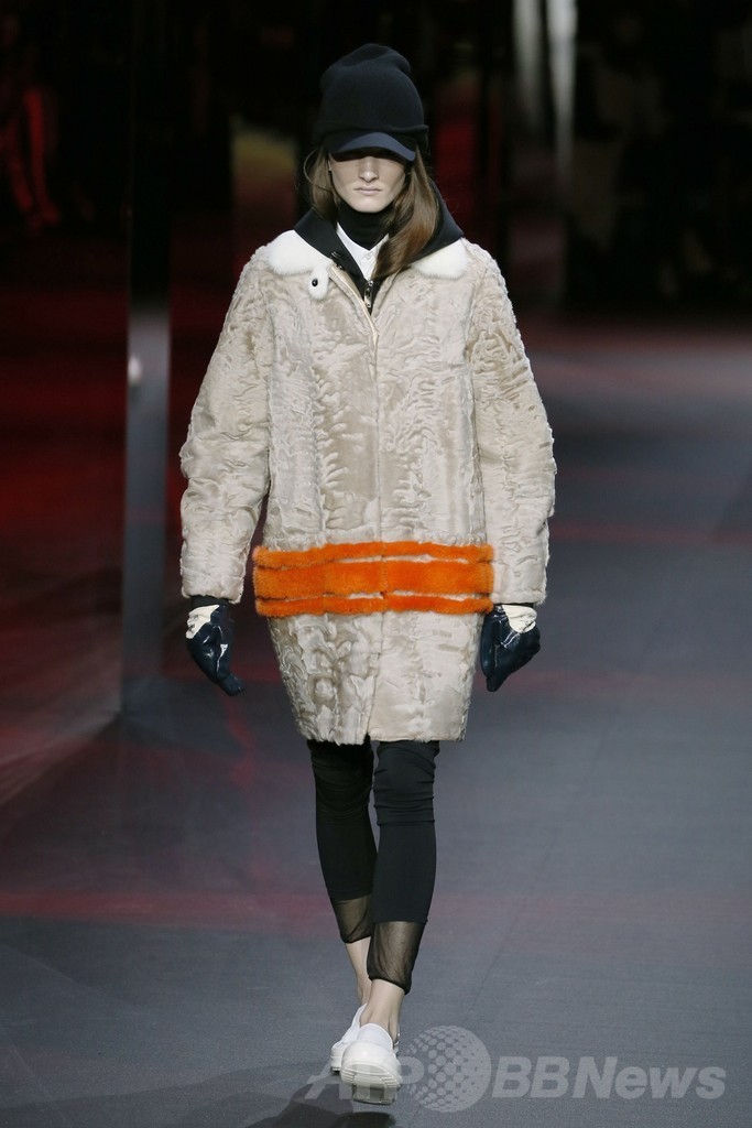 ＜14/15年秋冬パリコレクション＞モンクレール ガム・ルージュ