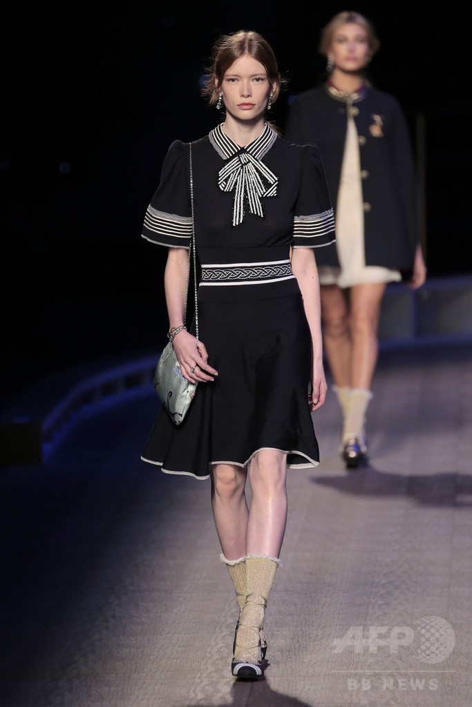 「トミー ヒルフィガー」16/17年秋冬コレクション