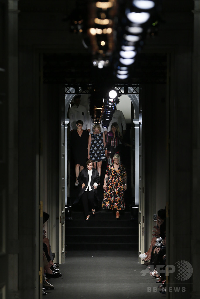 フェンディ、東京国立博物館でオートクチュールコレクション発表