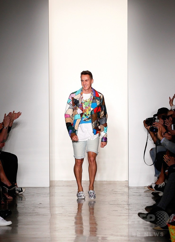 フィナーレにマイリー・サイラス、「ジェレミー・スコット」15年春夏