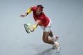 男子テニス、国別対抗戦デビスカップ決勝、カナダ対スペイン。リターンを打つスペインのラファエル・ナダル（2019年11月24日撮影）。(c)JAVIER SORIANO / AFP