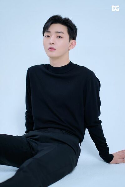 Wanna One ユン・ジソン、新生DGエンターテイメントと専属契約 – KOREA WAVE