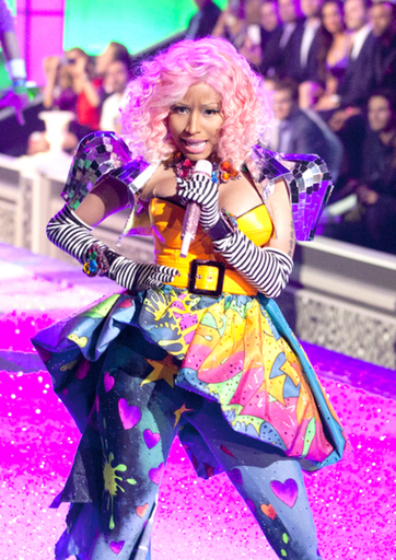 ニッキー・ミナージュ、ファッション界に進出？！