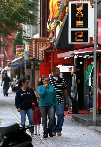 在沖縄米軍、外出禁止令を延長