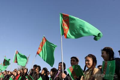 フランス、拷問受けたトルクメニスタン人ゲイ男性への人道ビザ発給を拒否