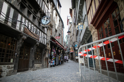 「人が消えた街」