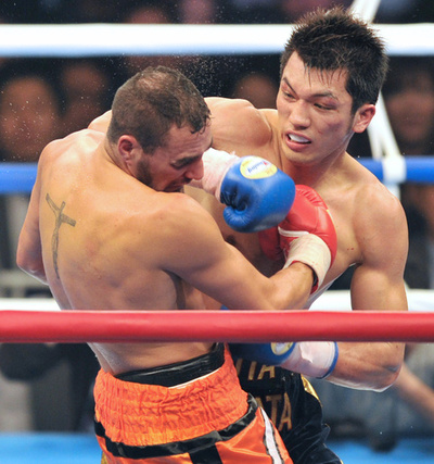 五輪金メダリスト村田、プロ2戦目も勝利