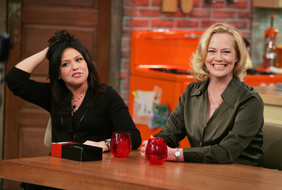 シビル・シェパードがトーク番組「The Rachael Ray Show」に出演 - 米国