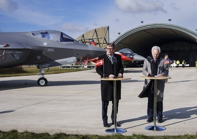 デンマーク、今後10年で国防費3倍に