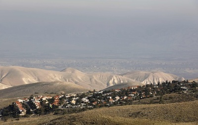 退任間近のイスラエル国防相、ヨルダン川西岸の入植地拡大を承認