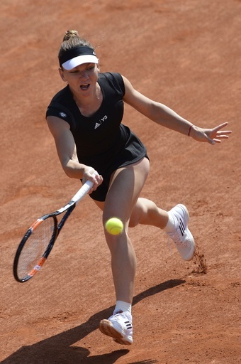 昨年ファイナリストのハレプ、ロディナ下し2回戦へ 全仏オープン