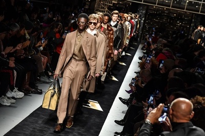 「フェンディ」19/20年秋冬メンズ