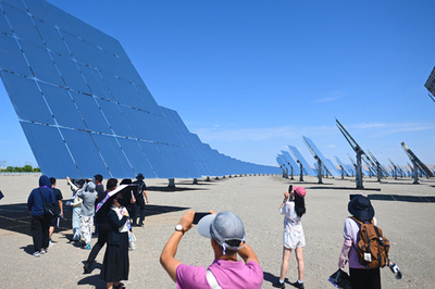 大学入学前の夏休み支出に見る若者の消費トレンド