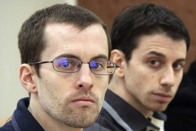 米国人男性2人に禁錮8年、スパイ罪などで イラン