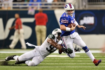 大雪で試合延期のビルズ、代替地でジェッツに圧勝