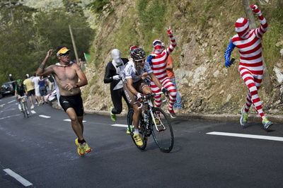 プロ自転車競技選手は長生き、ドーピングも影響なし？ 仏調査