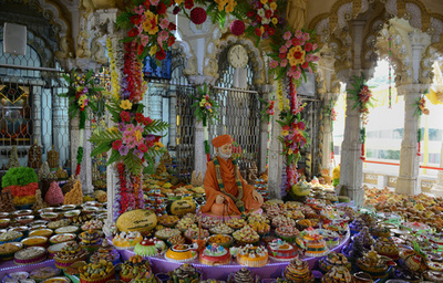 ヒンズー教著名宗派、米寺院建設で印カースト最下層民を強制労働か