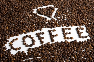 コーヒーやチョコレートがぜいたく品に？気候変動の脅威、研究