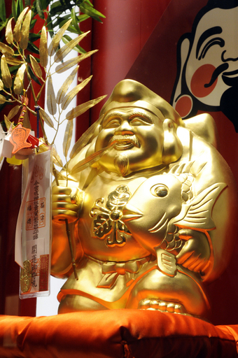 純金のえびす様で商売繁盛？大阪