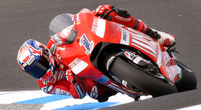 ストーナー 母国GPで初のポールポジション獲得