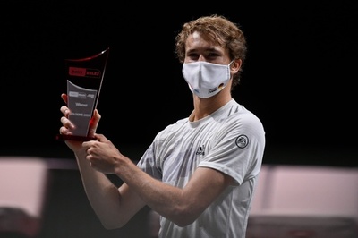 ズベレフ、母国ドイツで2週連続V シュワルツマンに圧勝