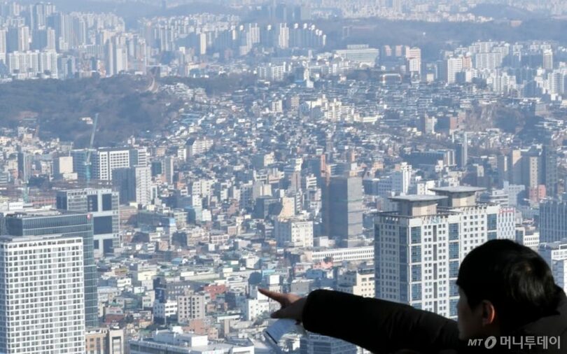 ソウル・南山から見た市内のマンション群(c)MONEYTODAY