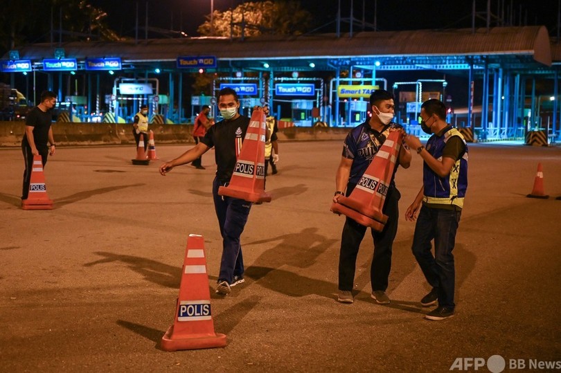 マレーシア、移動規制を緩和 ワクチン接種条件に