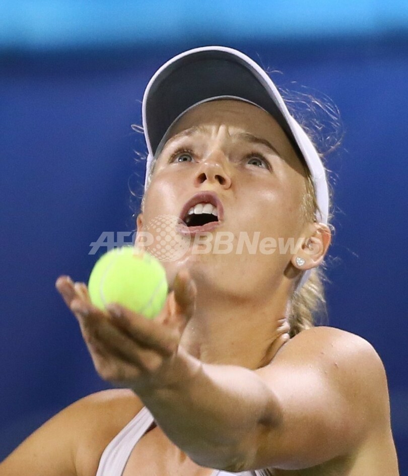 ボズニアツキがバルトリ下し4強入り、ドバイ・テニス選手権