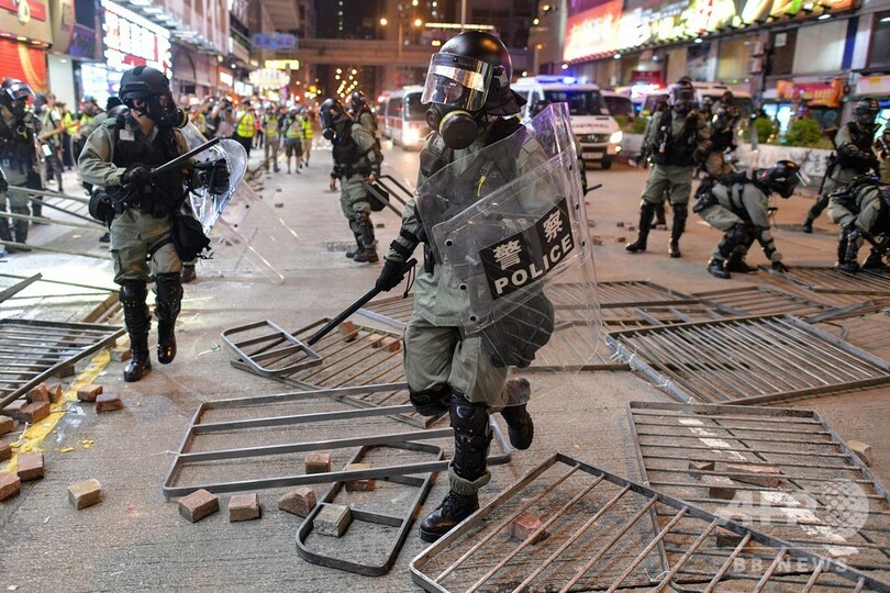 トランプ氏、香港デモの「人道的解決」求める