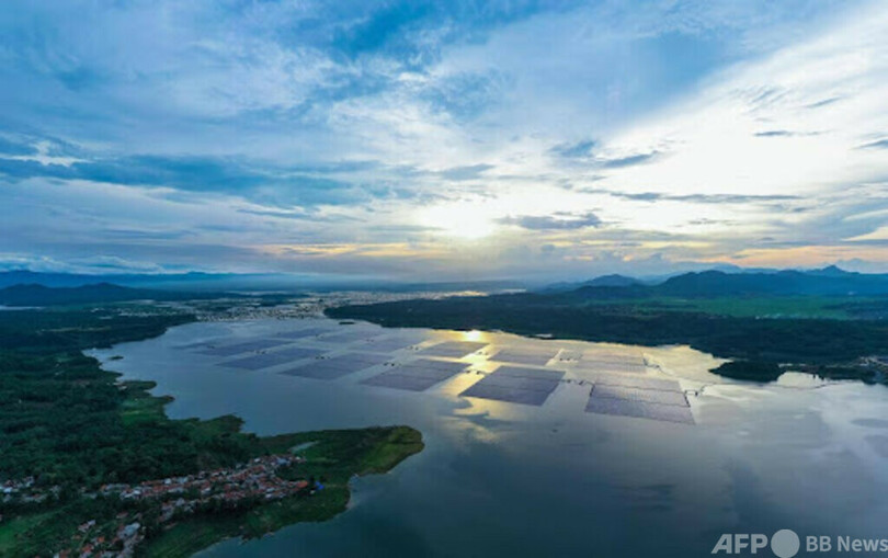 中国企業が浮体太陽光発電施設の建設などで、インドネシアのグリーン発展を後押し