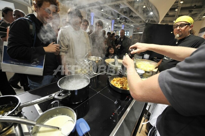 分子料理法 実験で爆発 ドイツのシェフ両手失う 写真1枚 国際ニュース Afpbb News