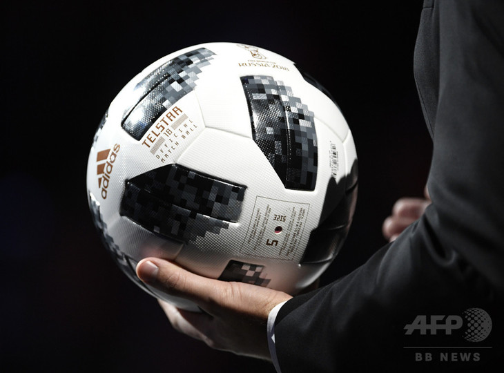 写真特集 サッカーw杯ロシア大会公式球 テルスター18 写真10枚 国際ニュース Afpbb News
