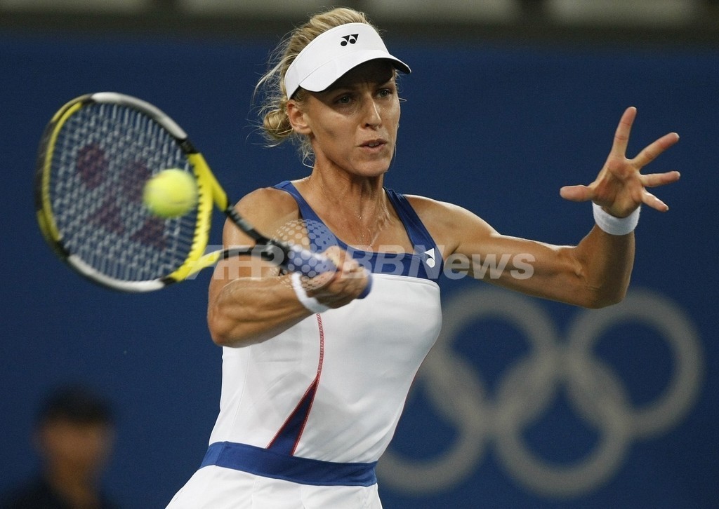 デメンティエワ 五輪初戦でボンダレンコに勝利 写真3枚 国際ニュース:AFPBB News