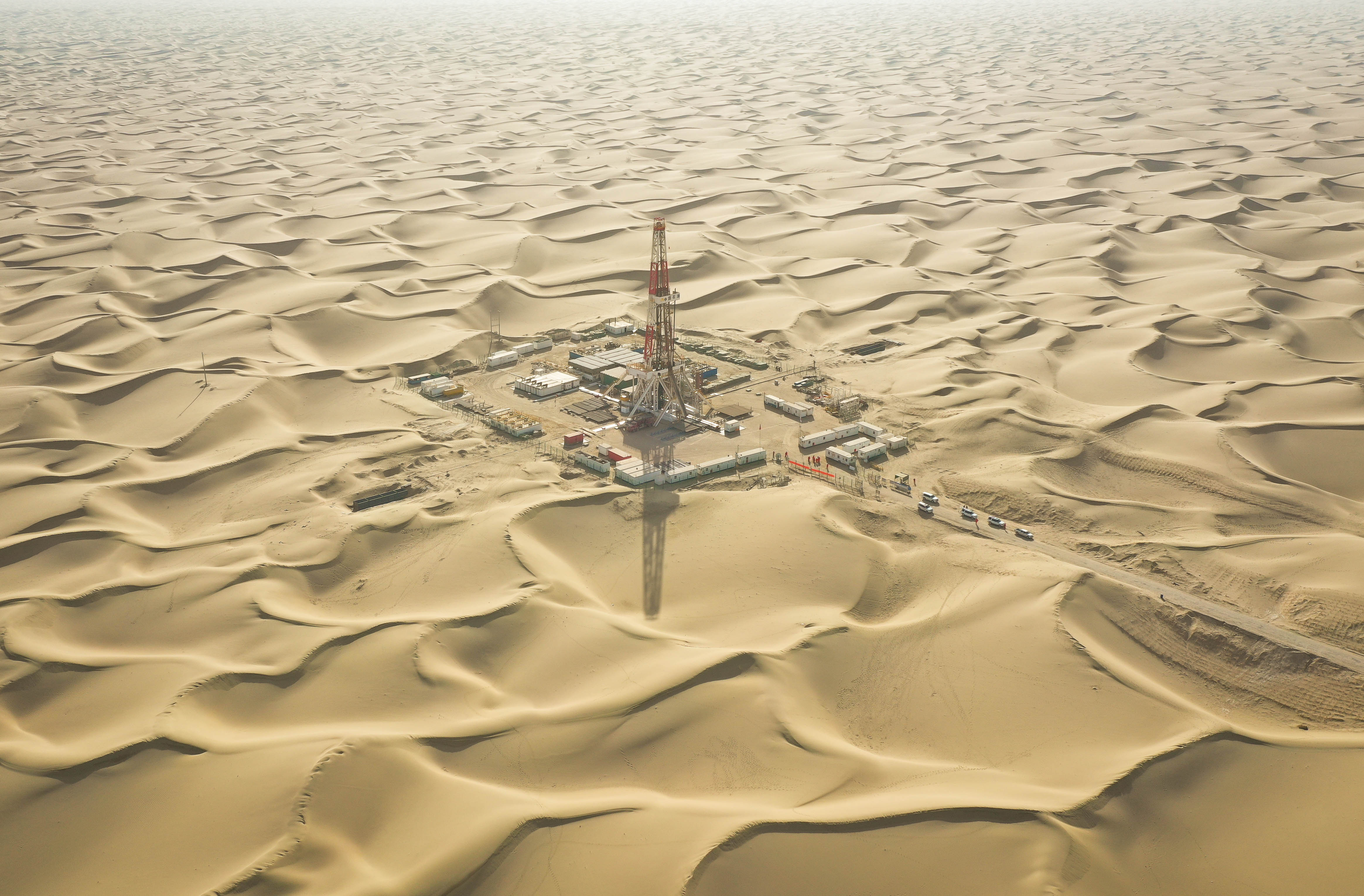 中国タリム盆地で9千メートル超の石油ガス坑井が掘削完了 写真4枚 国際ニュース:AFPBB News