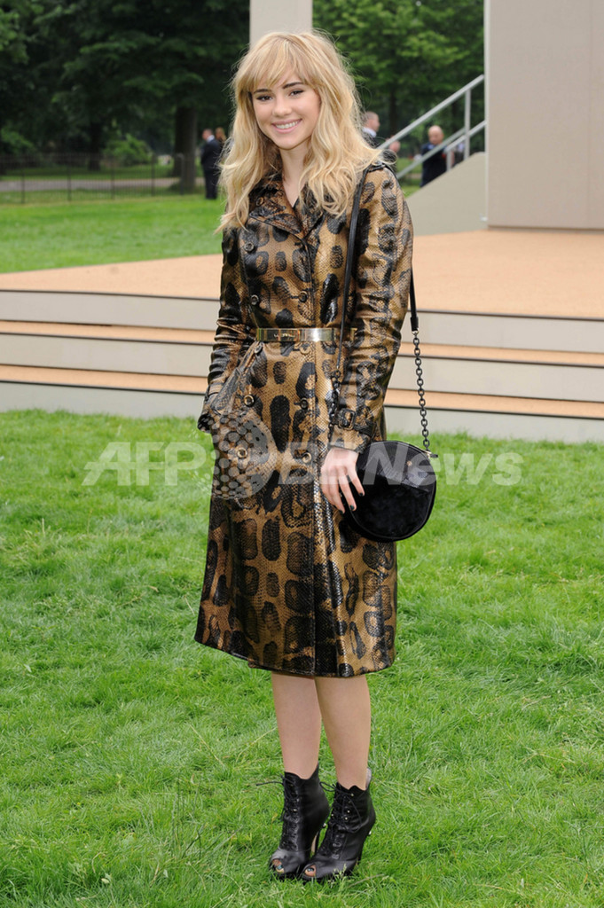 スキ・ウォーターハウス、自分のスタイルはまるでカメレオンのよう