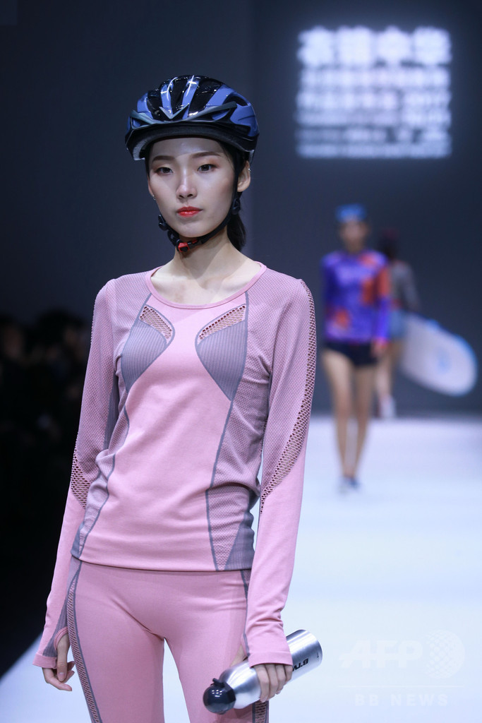 北京服装学院教員によるショー開催 メルセデス ベンツ チャイナ ファッションウィーク 写真23枚 マリ クレール スタイル Marie Claire Style